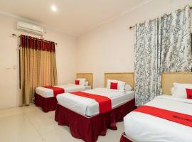 Hotel Photo: RedDoorz At Fella Homestay Medan