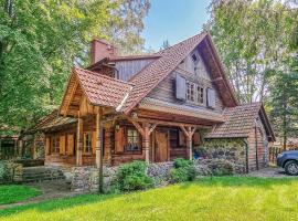 Nice Home In Ruciane Nida With Wifi, Hotel in Ruciane-Nida