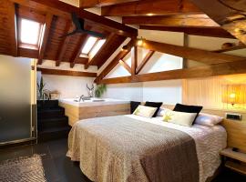 A picture of the hotel: Lo Attic de Sort