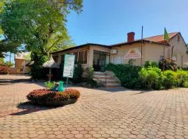 Golden Days Lodge, hotel in Livingstone