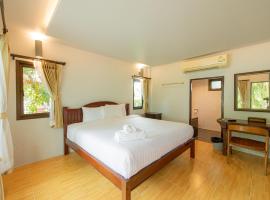 A picture of the hotel: Karaboon Wellness