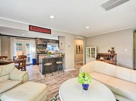 ホテル写真: Family-Friendly Kirkland Home about 1 Mi to Dtwn!