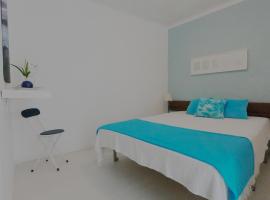 Hotel Photo: Rocco's House Sesimbra