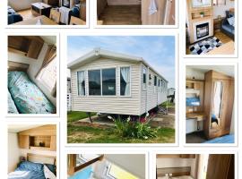 Jacobs Retreat- Lido Beach- well behaved dogs welcome, hôtel à Prestatyn