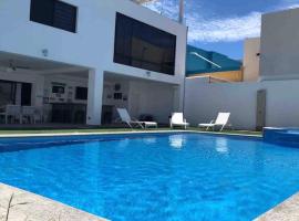 호텔 사진: House In Miramar Seaview And Private Pool templada