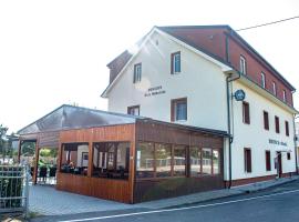 Hotel fotoğraf: Hostinec a penzion U sv. Mikuláše