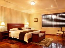 Villa Emilia Hostal, hotel en Cuenca