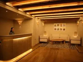 Pal Hotel