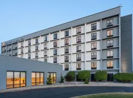 Comfort Inn & Suites Buffalo Airport, hotel in Buffalo