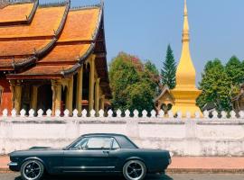 होटल की एक तस्वीर: Villa Senesouk Luang Prabang