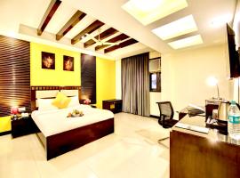 Lime Stays B&B GK-2 at Greater Kailash Metro South Delhi nearby Saket Select City, hotel in New Delhi