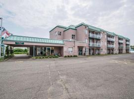 Quality Suites, hotel in Sainte-Anne-de-Beaupré