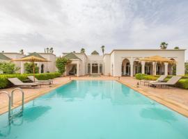 Фотографія готелю: Villa Des Arts - Marrakech - 10p - Vue Atlas