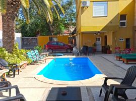 El Descanso Hotel, hotel em Termas de Rio Hondo