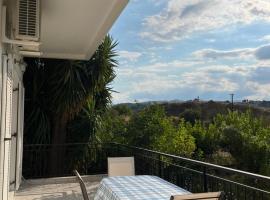 Fotos de Hotel: A cottage with lemon&orange trees!