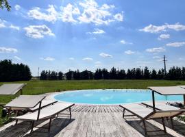 酒店照片: Cottage indipendente con piscina privata