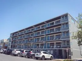 艾德米拉巴尔缇莫尔酒店