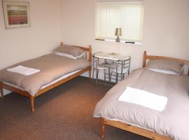 A picture of the hotel: Twin Bays