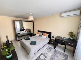 Hotel Photo: 2 rooms apartment Airy & Bright Palas Center