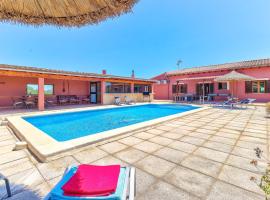 Hotel Photo: Villa Gosp Torres by Villa Plus