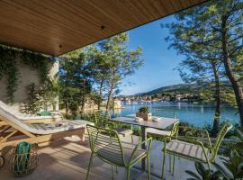 Valamar Amicor Resort, hotel in Stari Grad