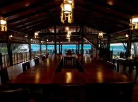 Blue Sand Beach Resort, hotel in Trincomalee