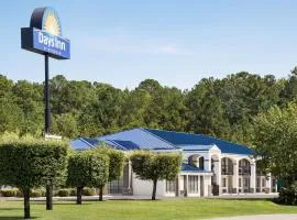 富尔顿戴斯酒店