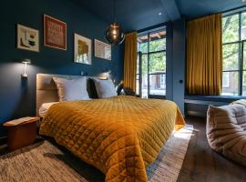 Hotel Photo: Luxurious Residence in Vondelpark/Museum District