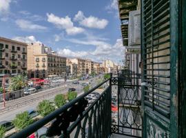 Hotel fotografie: Corso dei Mille Station Flat with Balcony