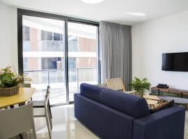 Hotel kuvat: Modern 2BR in Florentin By Holiday-rentals