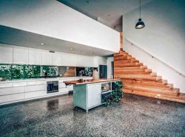 호텔 사진: Modern house close to CBD & Adelaide Oval