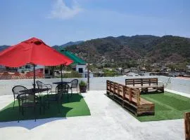 HOTEL BLUE