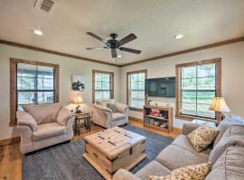 Hotel fotoğraf: The Bird Cabin Peaceful Refuge in East Texas