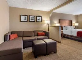 Comfort Inn & Suites Hays I-70