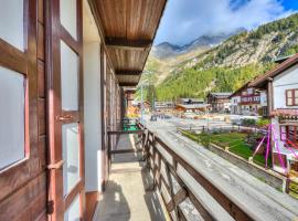 Hotelfotos: Monterosa Cozy Apartment 200mt From Ski