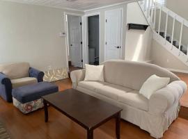 Hotel Photo: Relaxing 3 bed 2 bath Wifi by the Intercostal