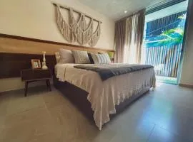 Stylish 2BR Apt Private Pool, Terrace, Fast WiFi Tulum A102
