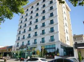 Vois Hotel Atasehir & SPA