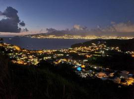 VILLA EDINA , Exceptionnel aux Trois ILETS,T3 vue incroyable sur FDF, Hotel in Les Trois-Îlets