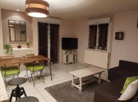 Ecully, appartement au calme de 50m²., hôtel à Écully