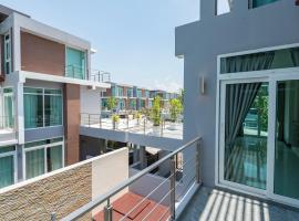 Hotel Photo: Luxury villa with private pool at hua hin