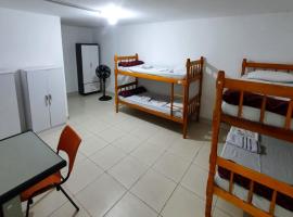 Foto di Hotel: Hostel Airport Rooms