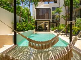 Modern Studio Pool Access Near Downtown A105, hotel in Tulum