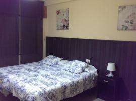 Hotel Photo: Hostal Castilla