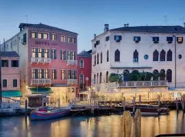 NH Venezia Santa Lucia, hotel din Veneția