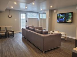 QUIET Appartment near Montreal CITQ 3O9764, ξενοδοχείο σε Longueuil