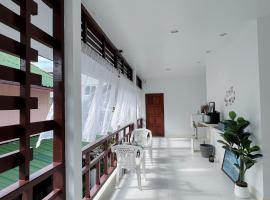 Hotel Photo: The 4 Blocks at Kata noi