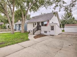 Fotos de Hotel: Historic Casper Retreat with Renovated Yard!