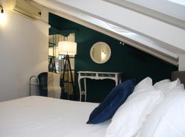 Hotel Photo: Mercanti Attic Version