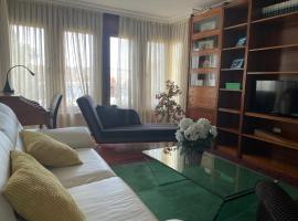 รูปภาพของโรงแรม: RIVER SUITE Apartment